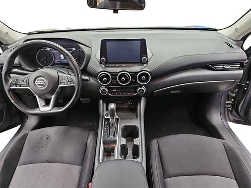 Used 2020 Nissan Sentra SV image 9