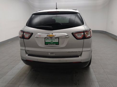 Used 2015 Chevrolet Traverse LT image 7