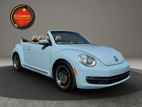 Used 2013 Volkswagen Beetle TDI FWD image 6