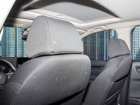 Certified 2025 Honda CR-V EX image 19