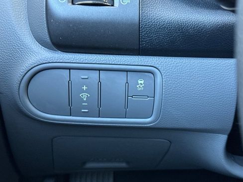 Used 2018 Kia Forte LX FWD image 27