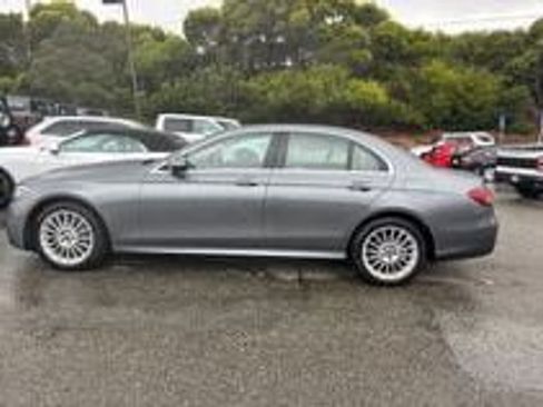 Used 2021 Mercedes-Benz E 350 Sedan image 9