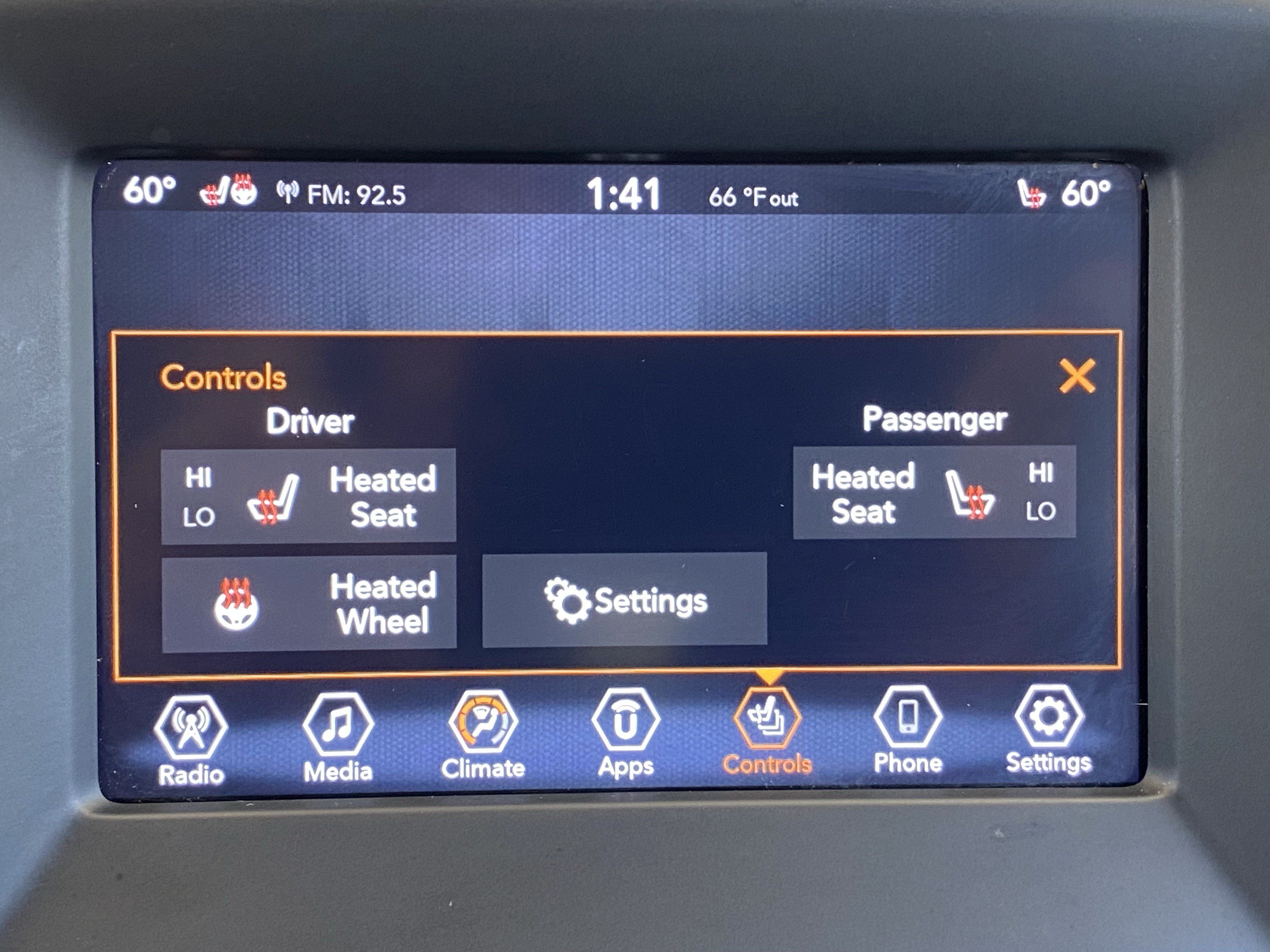Used 2021 Jeep Compass Latitude w/ Convenience Group AWD/4WD image 13