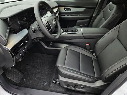 New 2025 Nissan Murano SL image 10