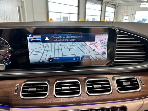 New 2026 Mercedes-Benz GLE 450e 4MATIC image 10