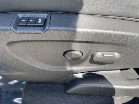 Used 2020 Buick Encore Essence AWD/4WD image 13
