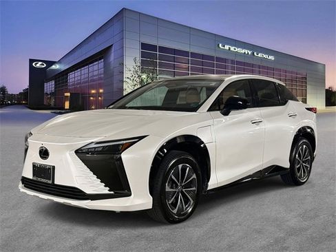 Certified 2025 Lexus RZ 300e image 1