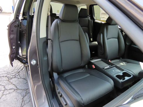 New 2026 Honda Odyssey EX-L image 17