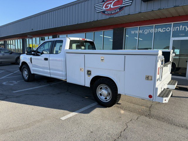 Used 2019 Ford F350 XL w/ Power Equipment Group RWD image 4