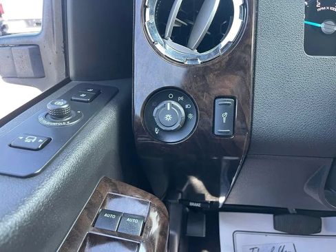 Used 2016 Ford F250 Platinum w/ FX4 Off-Road Package AWD/4WD image 36