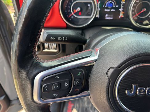 Used 2020 Jeep Gladiator Rubicon AWD/4WD image 21