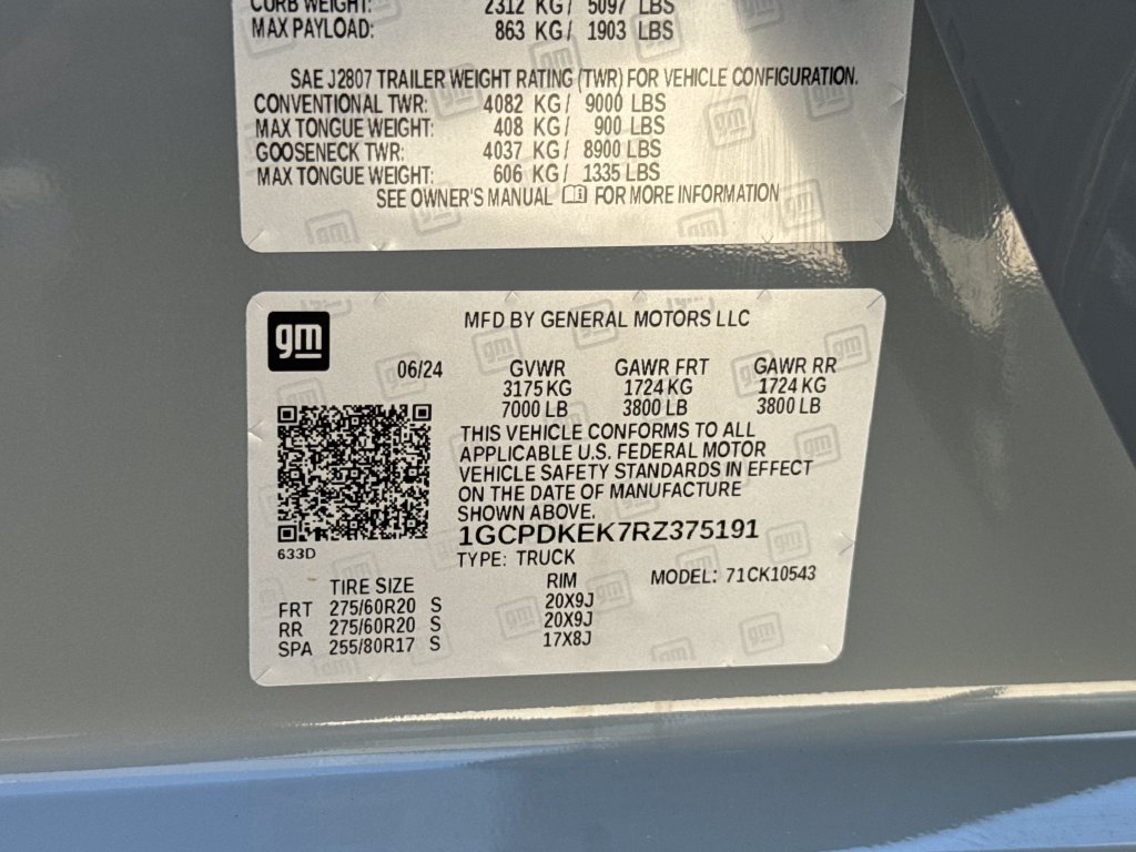 Used 2024 Chevrolet Silverado 1500 LT AWD/4WD image 27