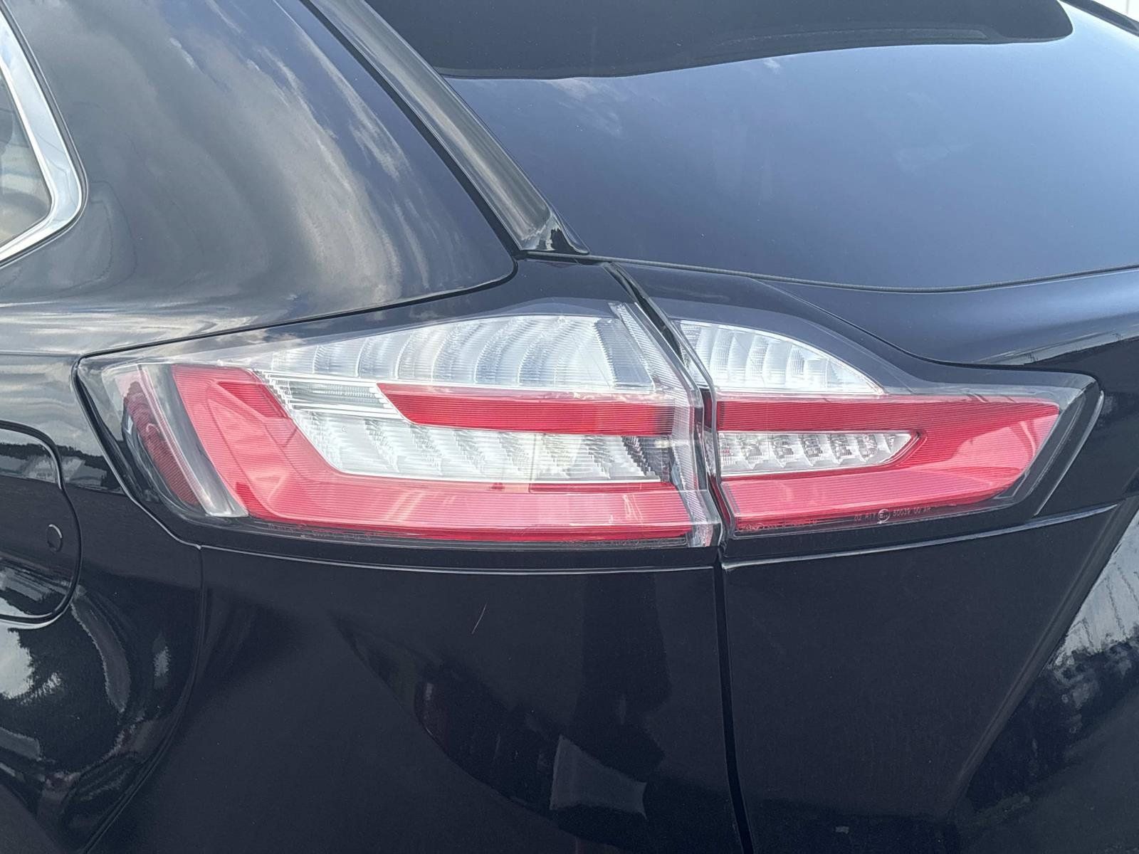 Used 2024 Ford Edge Titanium AWD/4WD image 11