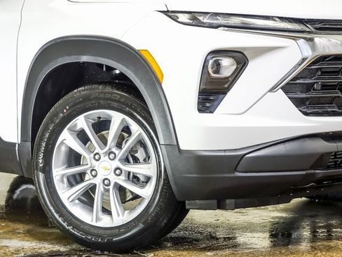 New 2026 Chevrolet TrailBlazer LS image 4