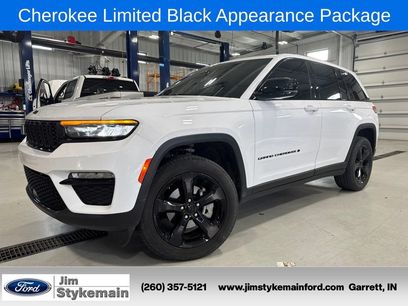 Used 2024 Jeep Grand Cherokee Limited w/ Black Appearance Package
