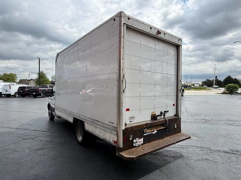 Used 2018 Ford Transit 350 156 DRW RWD image 5