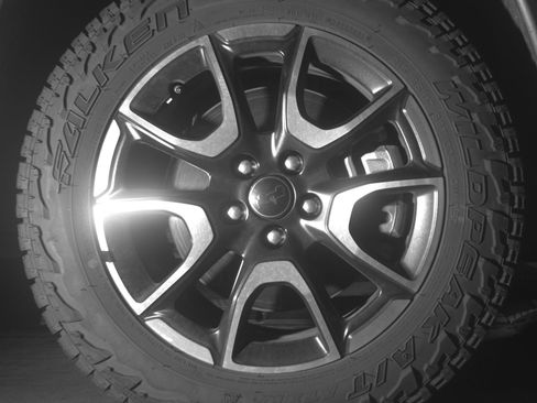 Used 2025 Jeep Compass Trailhawk image 13