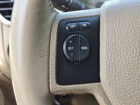 Used 2010 Ford Explorer Limited RWD image 18