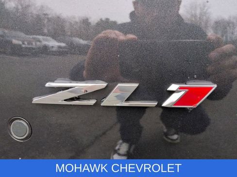 Used 2017 Chevrolet Camaro ZL1 image 33