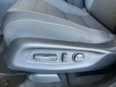 Used 2026 Honda CR-V Sport image 12
