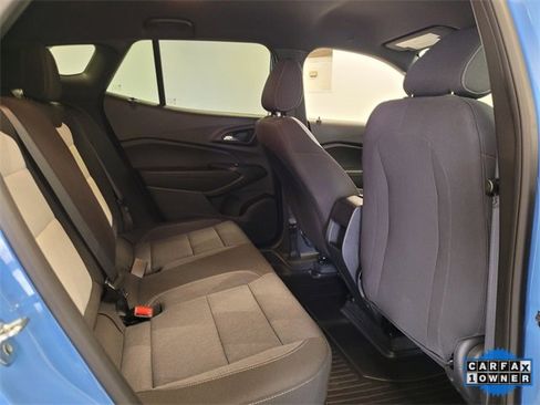 Used 2024 Chevrolet Trax RS w/ Driver Confidence Package image 14