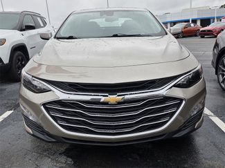 Used 2024 Chevrolet Malibu LT video 2