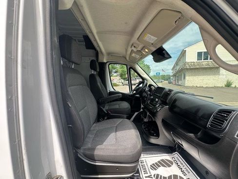 Used 2024 RAM ProMaster 2500 FWD image 17