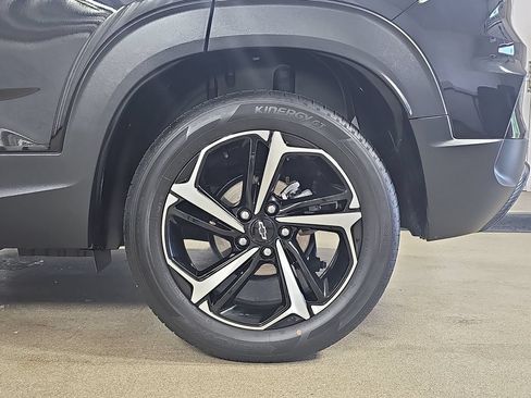 Certified 2023 Chevrolet TrailBlazer RS w/ Sun and Liftgate Package AWD/4WD image 39