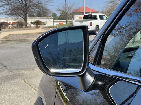 New 2026 Nissan Pathfinder SL image 27