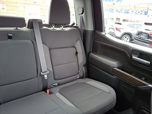 Certified 2022 Chevrolet Silverado 1500 RST image 17