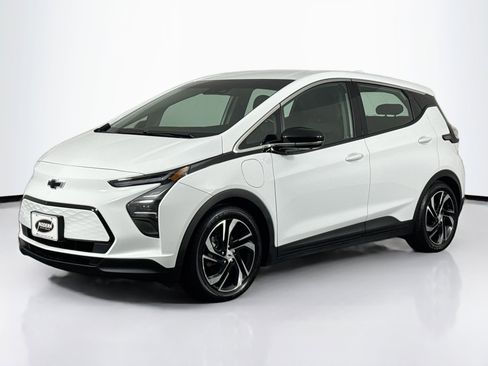 Used 2023 Chevrolet Bolt LT w/ Infotainment Package image 6