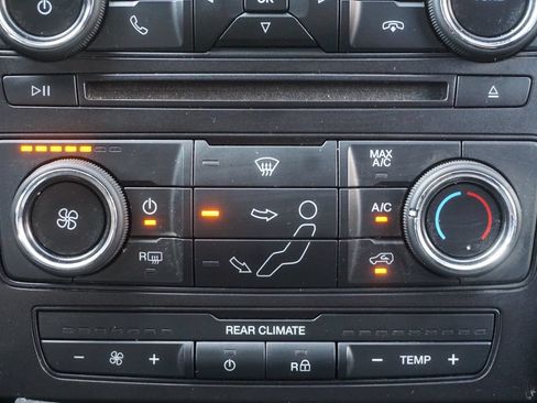 Used 2019 Ford Explorer 4WD Police Interceptor image 10