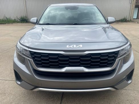 Used 2022 Kia Seltos LX AWD/4WD image 10