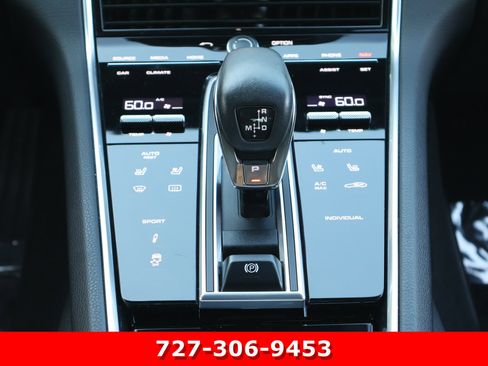 Used 2018 Porsche Panamera 4 AWD/4WD image 19