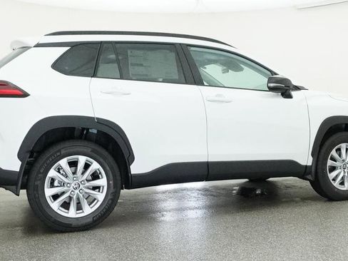 New 2026 Toyota Corolla Cross LE FWD image 9