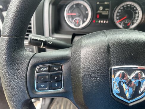 Used 2017 RAM 2500 Tradesman w/ Chrome Appearance Group RWD image 22