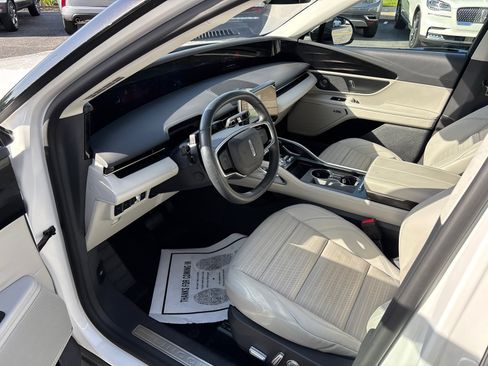 Certified 2026 Lincoln Nautilus Reserve AWD/4WD image 25