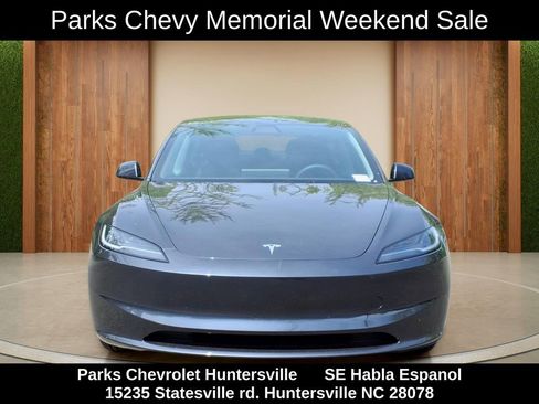 Used 2025 Tesla Model 3 Long Range RWD image 2