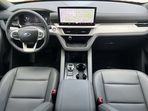 New 2027 Ford Explorer Active w/ Active Comfort Package RWD image 2