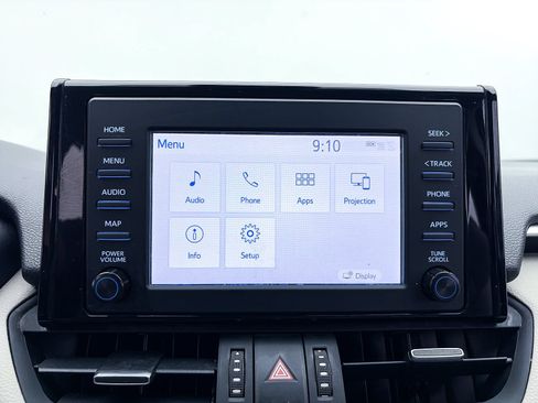 Used 2019 Toyota RAV4 XLE Premium w/ Carpet Mat Package FWD image 21