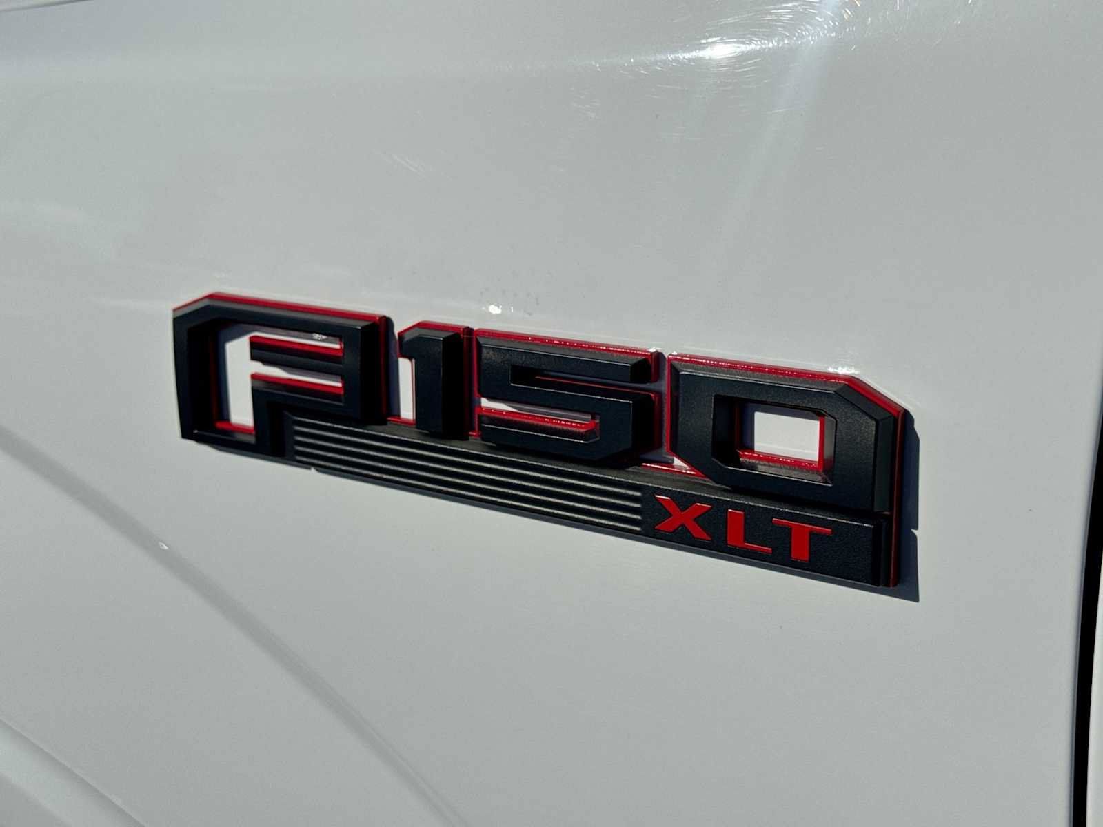 Used 2019 Ford F150 XLT w/ XLT Special Edition Package AWD/4WD image 12