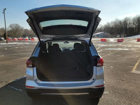 Used 2022 Chevrolet Equinox LT image 11