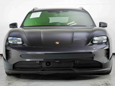 Used 2023 Porsche Taycan GTS image 7