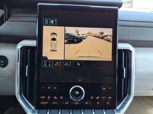 Certified 2024 GMC Acadia Denali w/ Super Cruise Package image 25