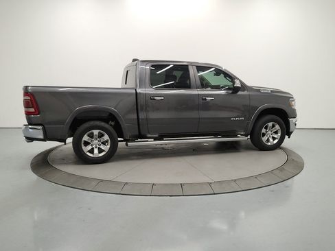 Used 2020 RAM 1500 Laramie AWD/4WD image 9