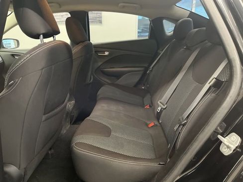 Used 2014 Dodge Dart SXT image 11
