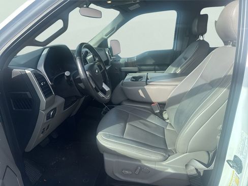 Used 2018 Ford F150 Lariat w/ Trailer Tow Package image 21