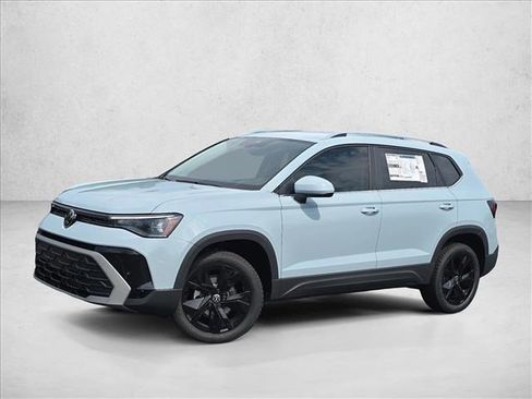 New 2026 Volkswagen Taos SE FWD image 1