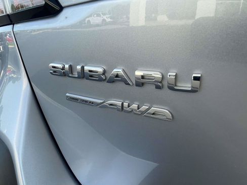 Used 2025 Subaru Outback AWD/4WD image 5