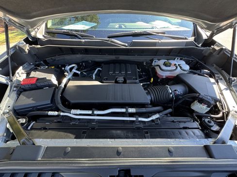 Used 2024 Chevrolet Silverado 1500 Custom w/ Rally Edition image 9